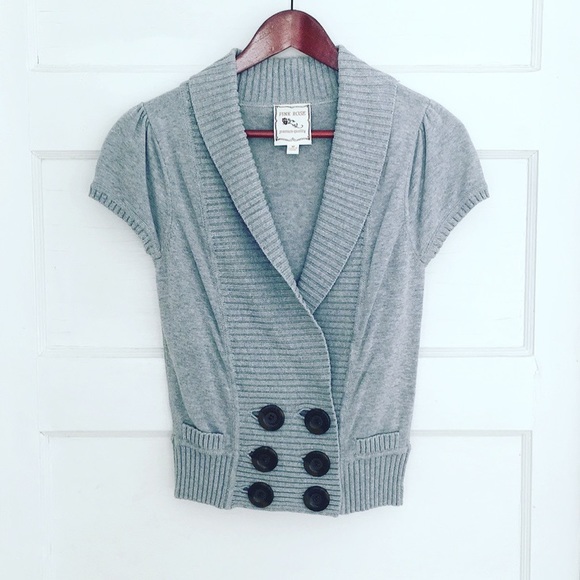 Pink Rose Sweaters - Gray Short Sleeve Sweater